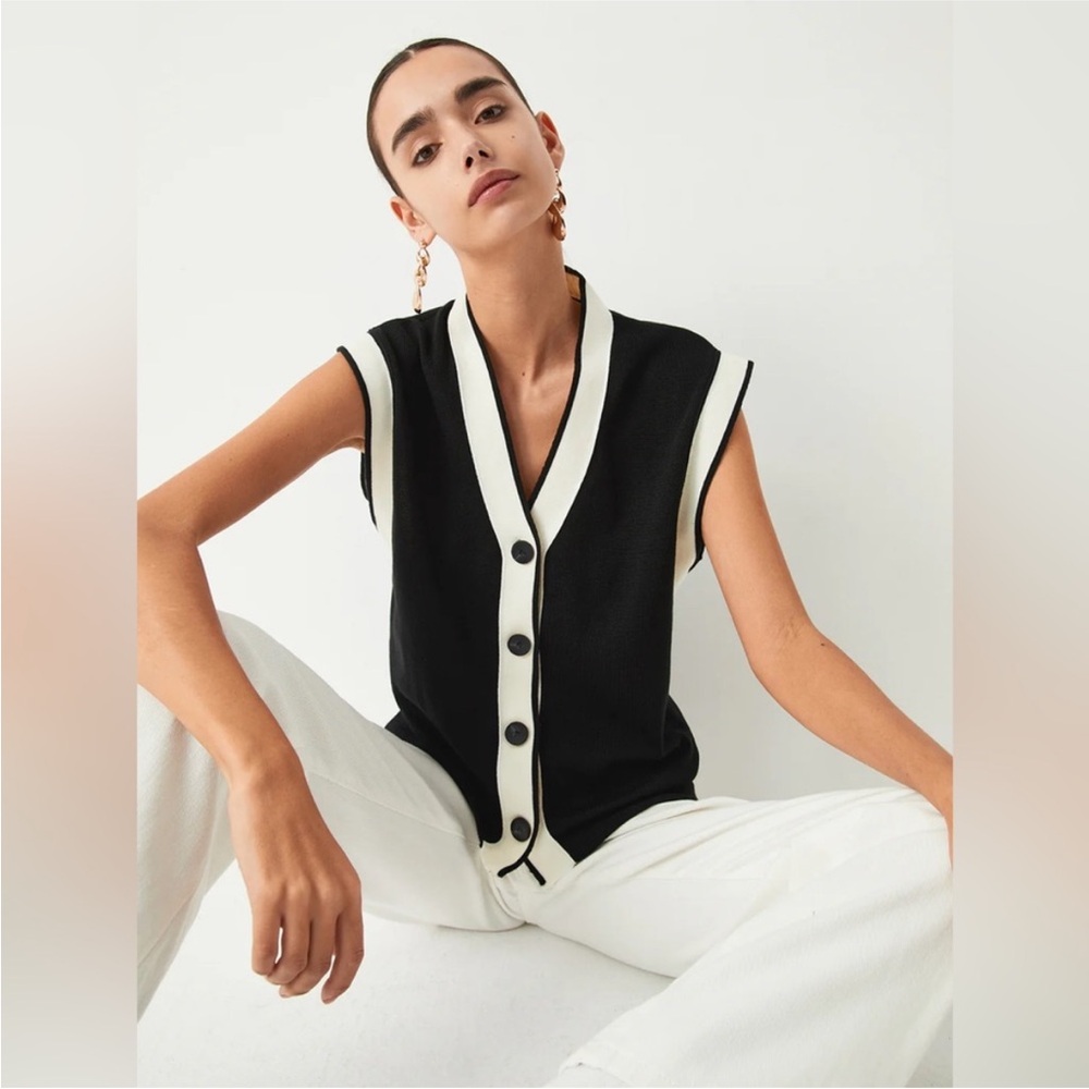 Commense Black and White Women's Sweater Vest